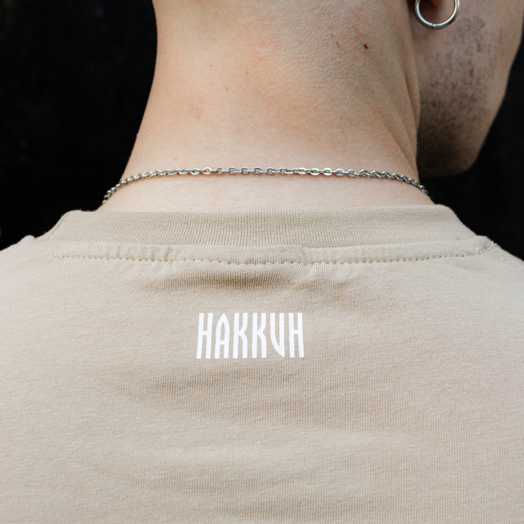 HAKKUH T-SHIRT NEW ERA | BEIGE/WHITE