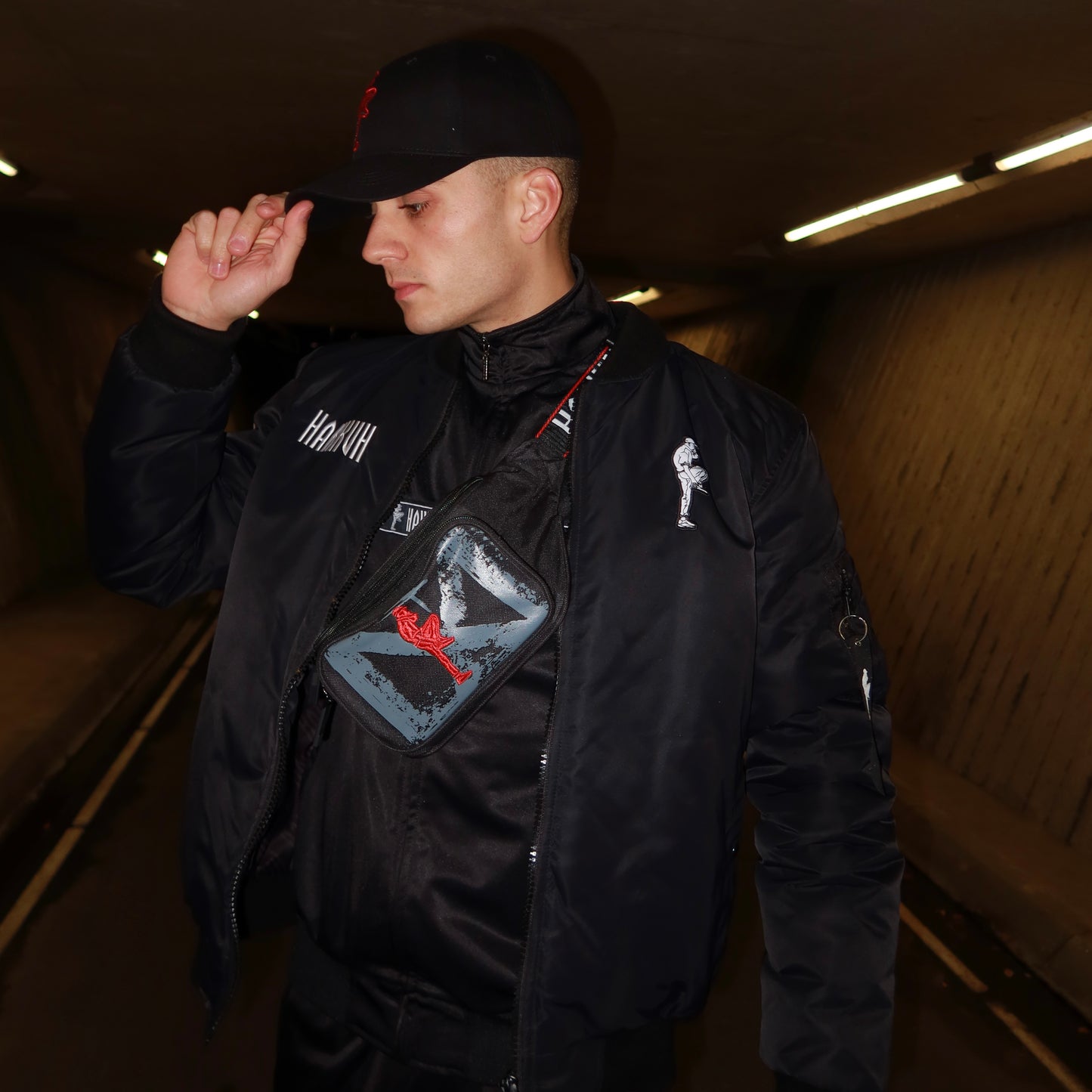 HAKKUH BOMBER JACKET | BLACK