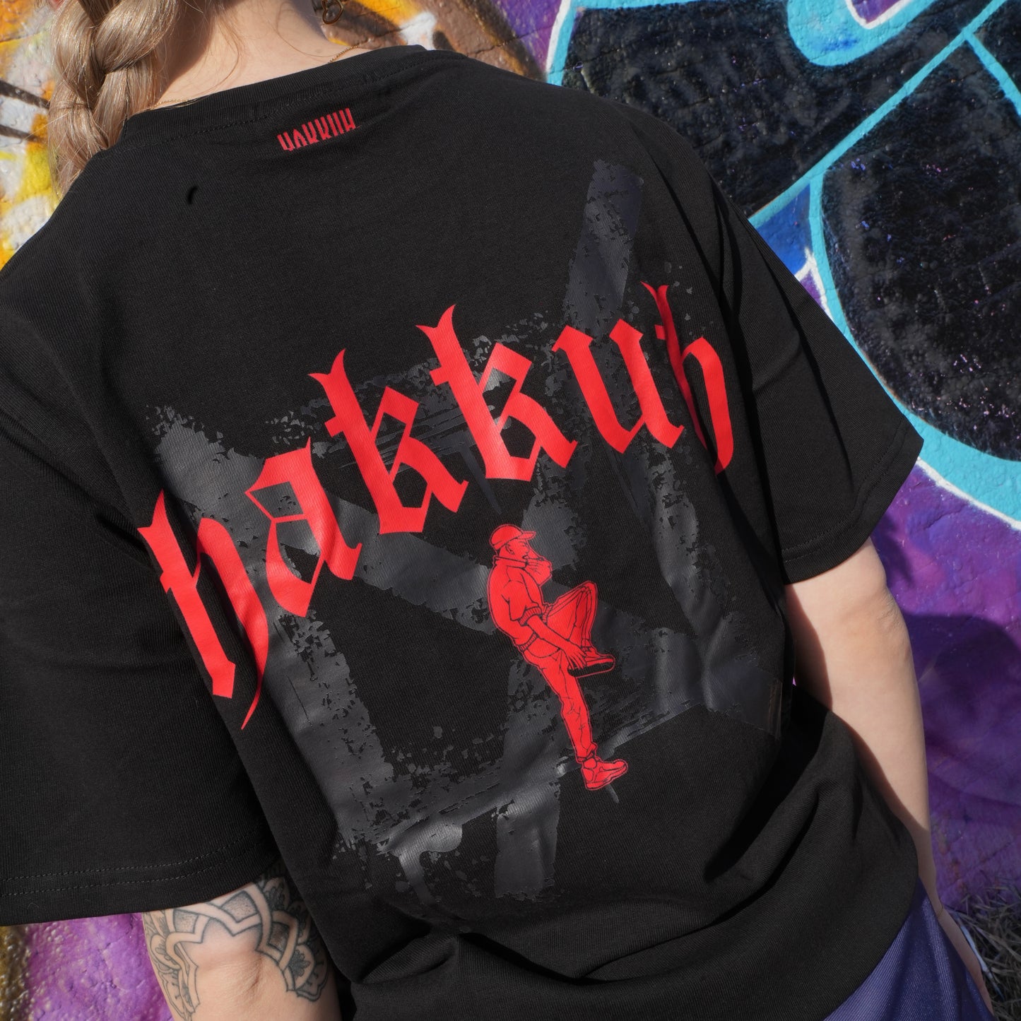 HAKKUH DESIGNER T-SHIRT | BLACK-RED