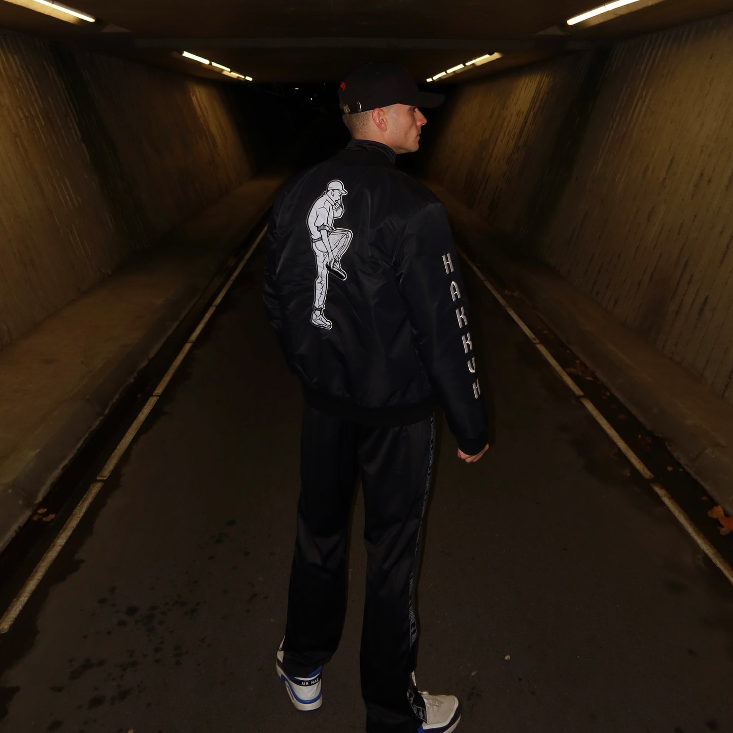 HAKKUH BOMBER JACKET | BLACK